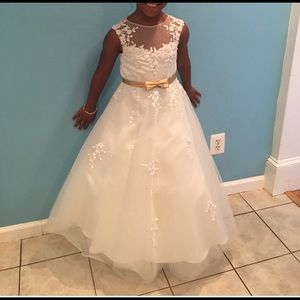 Flower girl dress